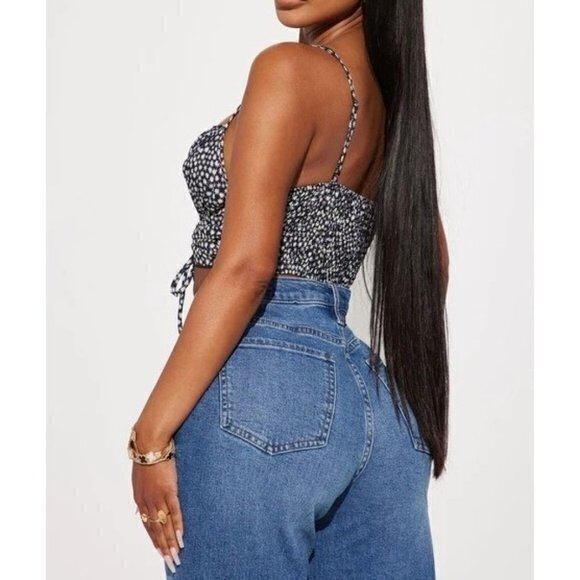 Heart Hips Floral Ruched Cropped smocked back Top Black  Size L RefFNB - Picture 5 of 9